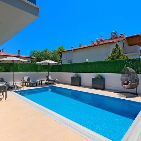 Villa Happy House - Luxury With Private Pool