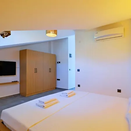 Happy House - Luxury With Private Pool Kargı