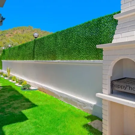 Happy House - Luxury With Private Pool Villa *