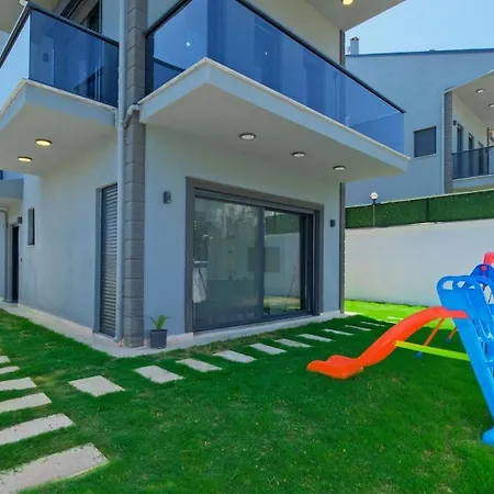 Happy House - Luxury With Private Pool Villa Kargı